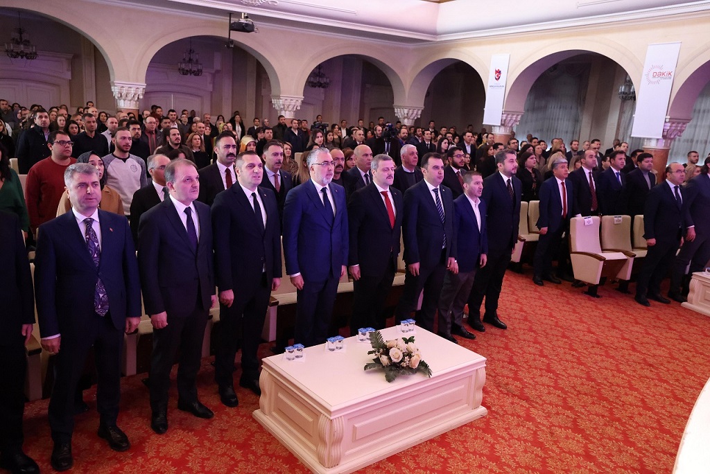 Bakan Işıkhan, 