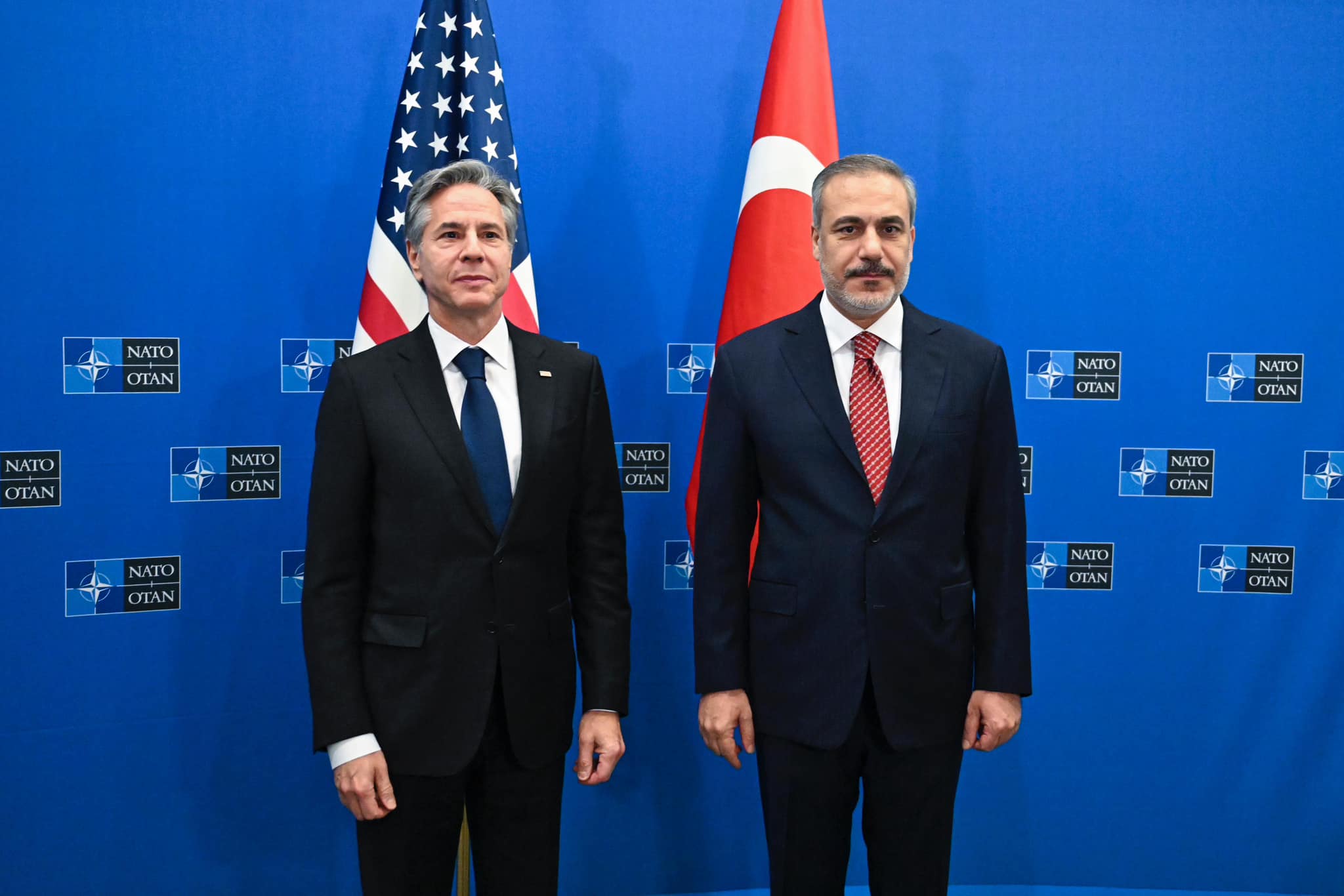 Türkiye ve ABD Dışişleri Bakanları arasında NATO Toplantısı'nda stratejik görüşme gerçekleşti.