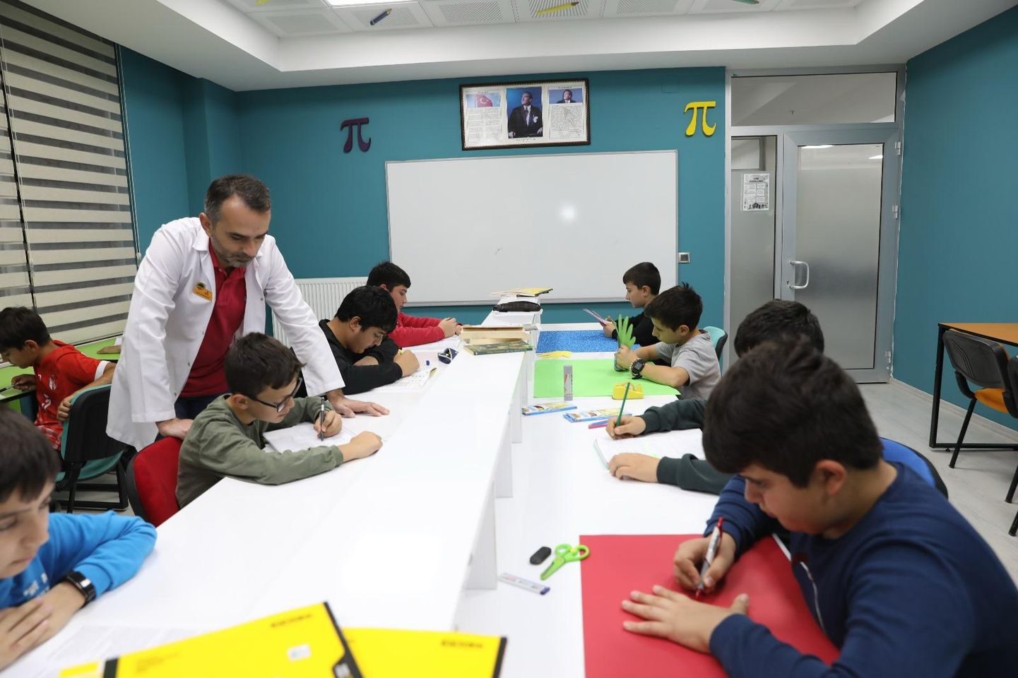 Kayseri'de Öğrencilere Yönelik Ödev Merkezleri Hizmete Açıldı