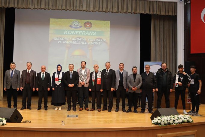 Kayseri'de düzenlenen konferans, Mescid-i Aksa ve Kudüs temasıyla maneviyat dünyasını bir araya getirdi.
