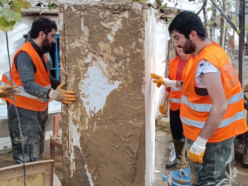 Aydın'ın Germencik İlçesinde Sağanak Yağış Sonrası Evleri Su Bastı