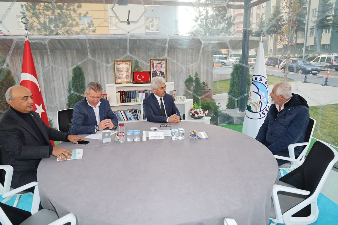 Talas Belediyesi, Vatandaş Katılımını Teşvik Ediyor: Şeffaf Oda Uygulaması ile Yönetimle İletişim Köprüsü Kuruyor