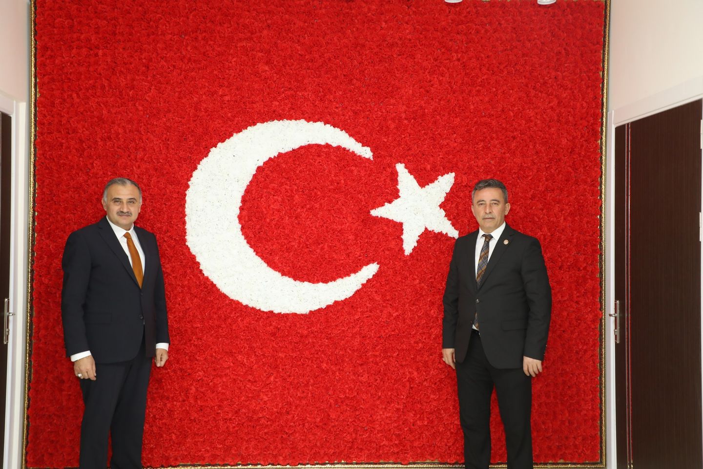 BBP Aday Adayı İmdat Güven, Develi Belediye Başkanı Cabbar'ı Ziyaret Etti