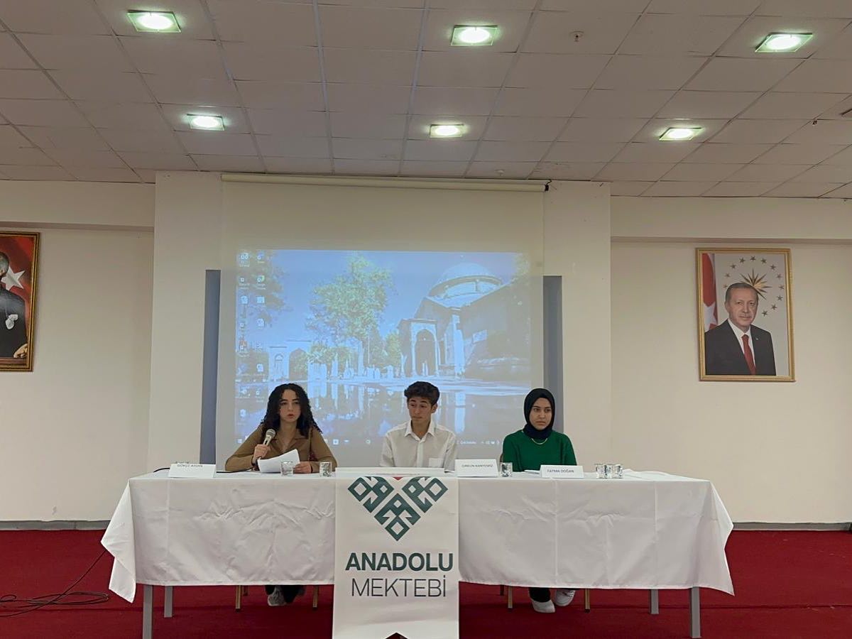 Kayseri'de Anadolu Mektebi: Tarık Buğra Paneli Düzenlendi