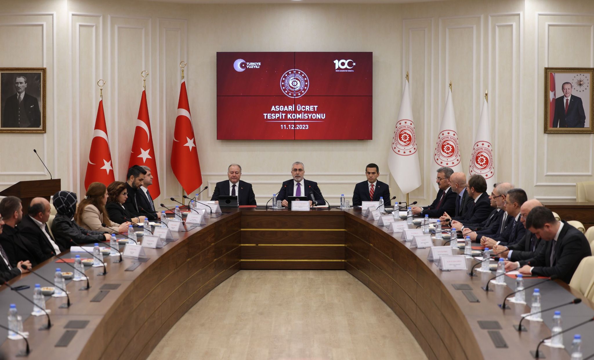 2024 Yılı Asgari Ücret Belirlenmek İçin İlk Toplantı Yapıldı