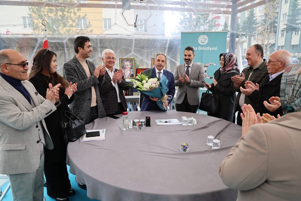 Talas Belediyesi'nin Şeffaf Oda Buluşmaları 100. Haftasını Kutluyor