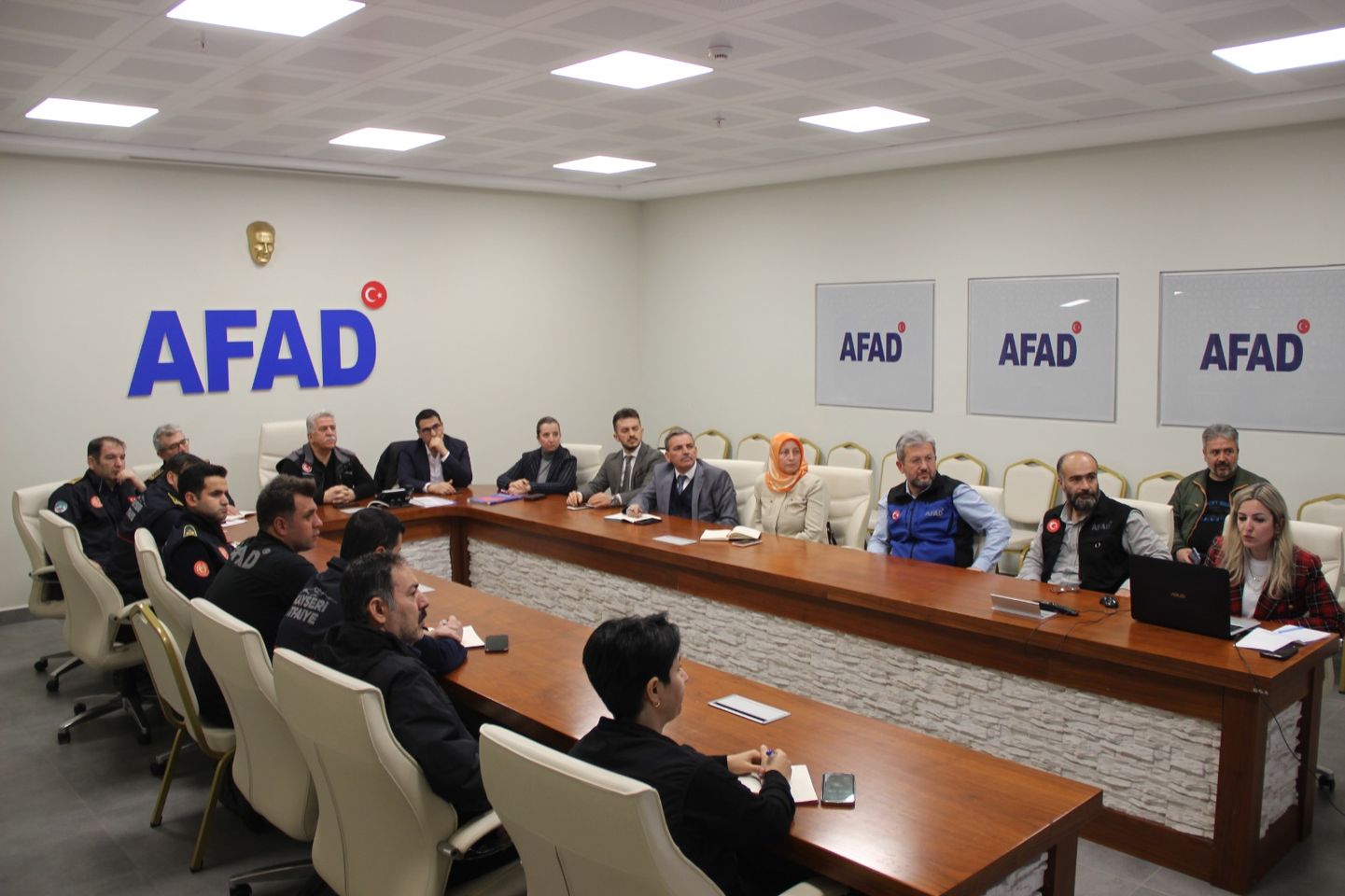 Kayseri, Türkiye'nin Afetlere Karşı Stratejik Hazırlık Sürecinde Önemli Bir Buluşmaya Ev Sahipliği Yaptı