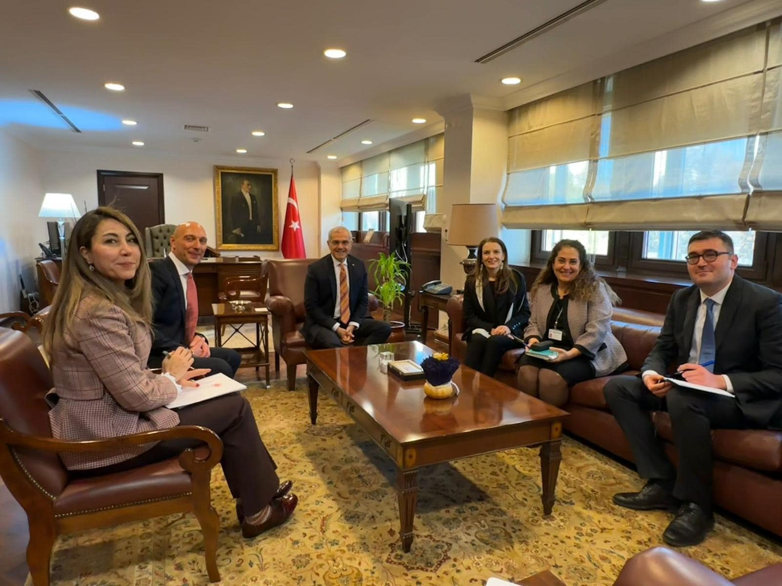 Türkiye ve UNICEF arasındaki iş birliği ve ortak projeleri güçlendirme görüşmesi gerçekleştirildi