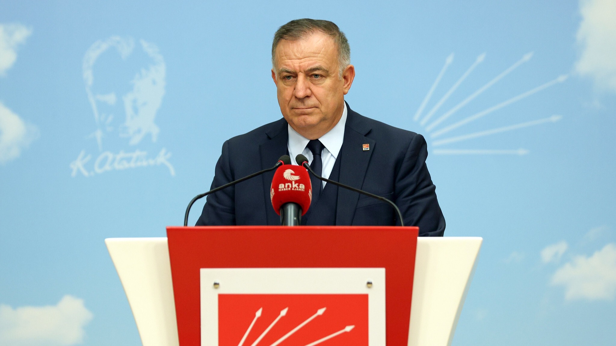 CHP'li Belediyeler Şehitlerimizin Ardından Etkinlikleri Erteliyor