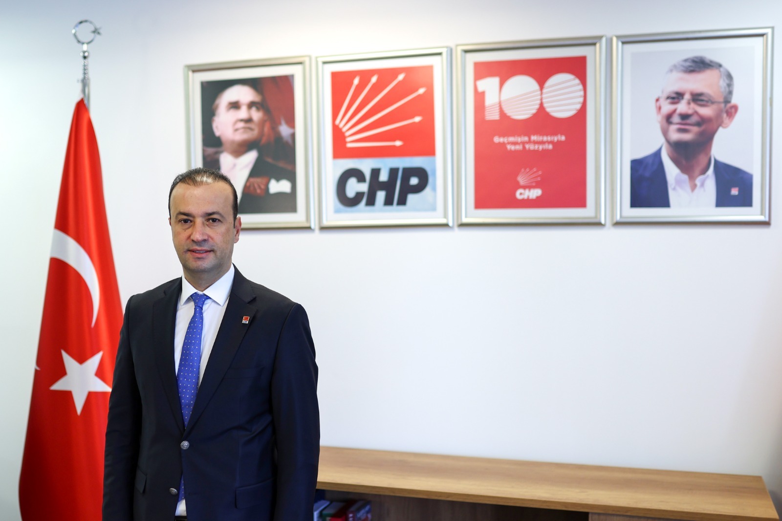 CHP Gölge Bakanı Volkan Demir: Küçük Esnafların Emeklilik Sorunlarına Çözüm Bulunmalı