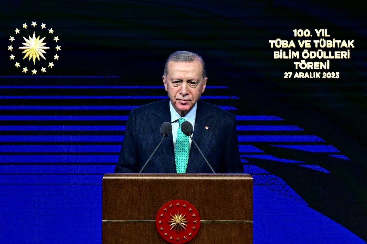 Türkiye Bilim Elçileri Ödülleri Cumhurbaşkanlığı Külliyesi'nde Takdim Edildi