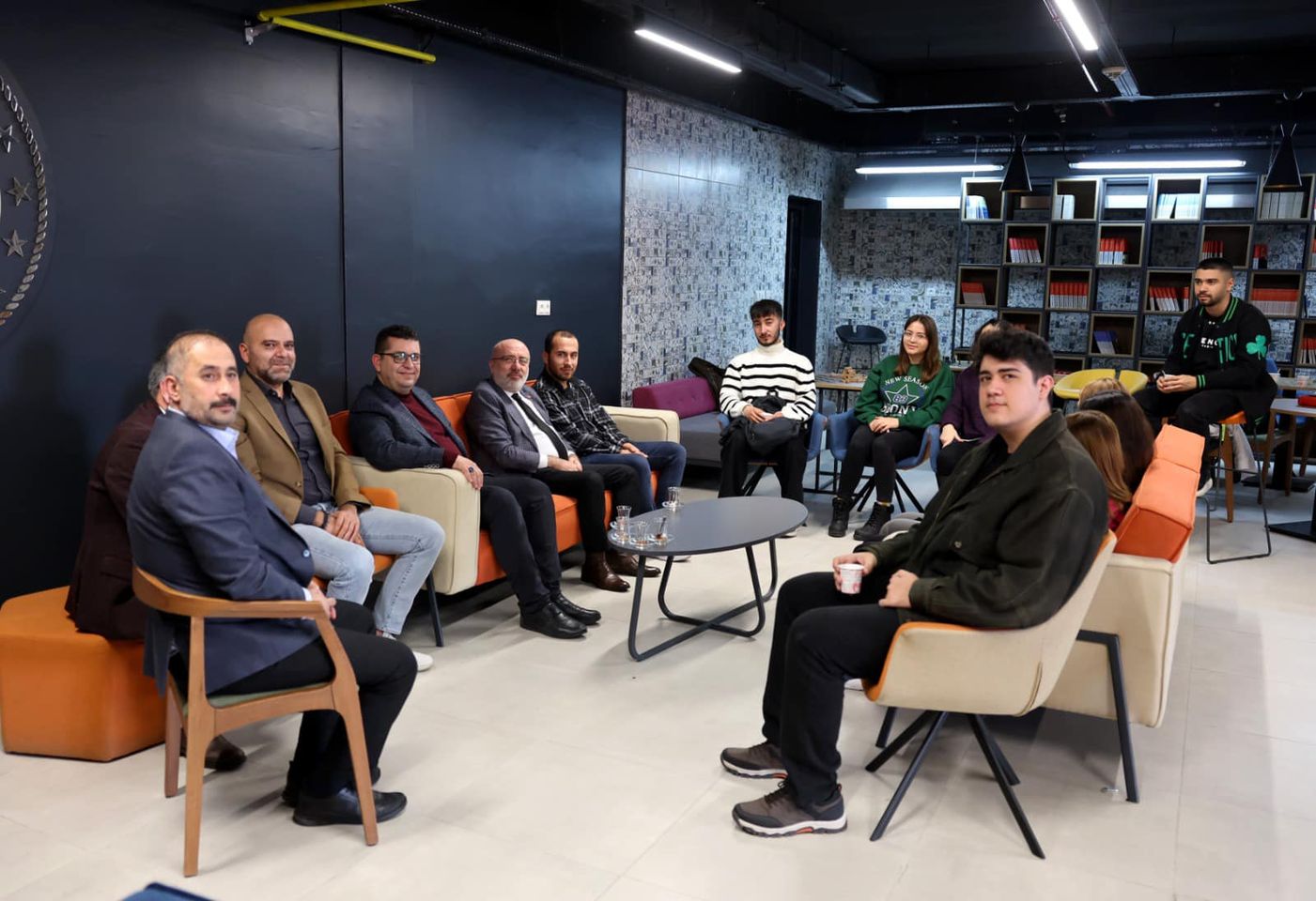 Kayseri Üniversitesi'nde Rektör Karamustafa, Öğrenci Odaklı Yaklaşımıyla Öğrencilerle Buluştu