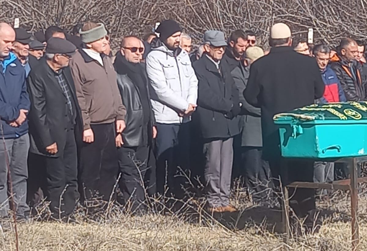 Pınarbaşı Belediyesi'nden Berslan Sönmez'e Hüzünlü Veda