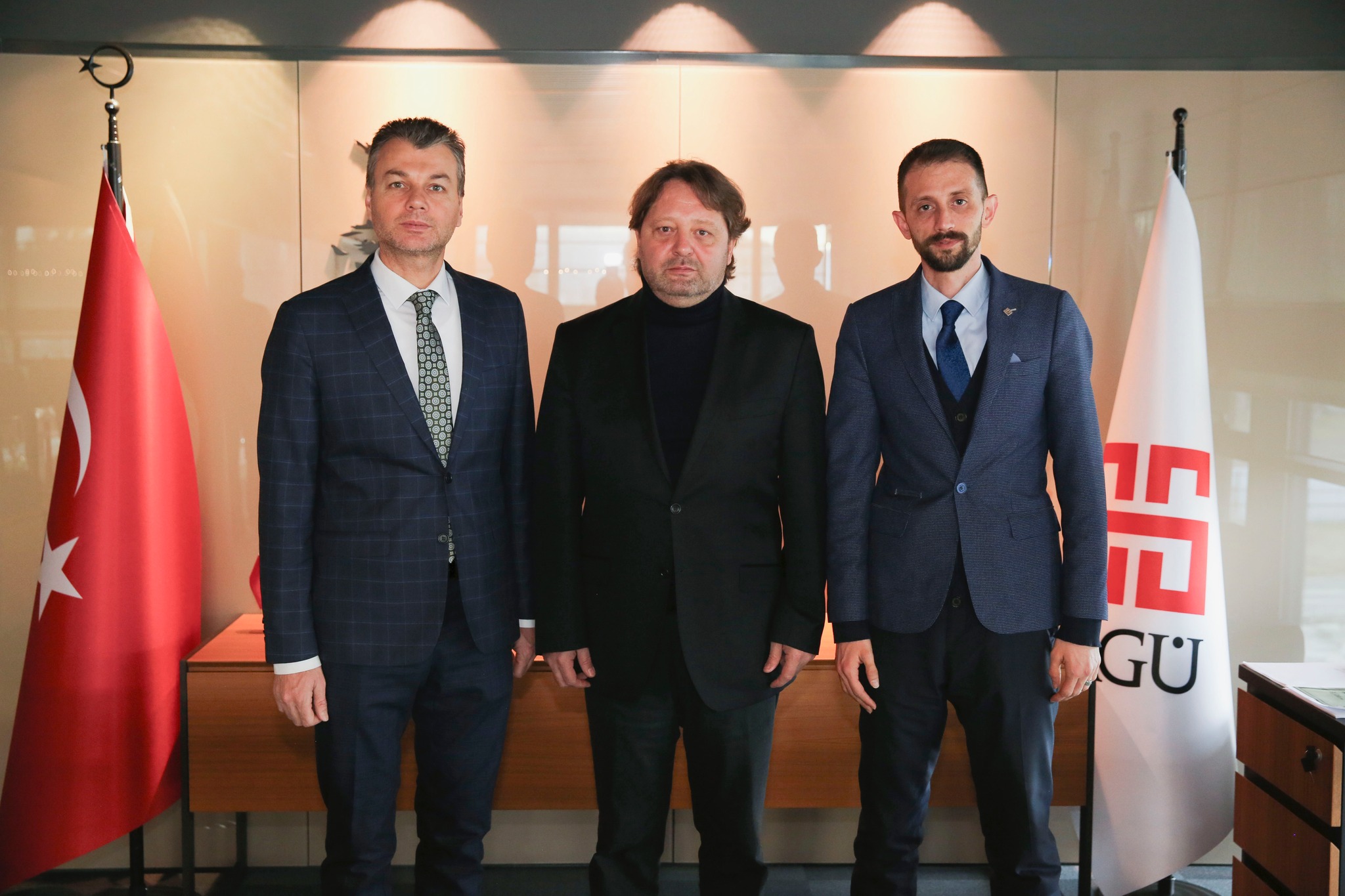 Vakıf Katılım Bankası representatives visit Abdullah Gül University to discuss potential collaborations