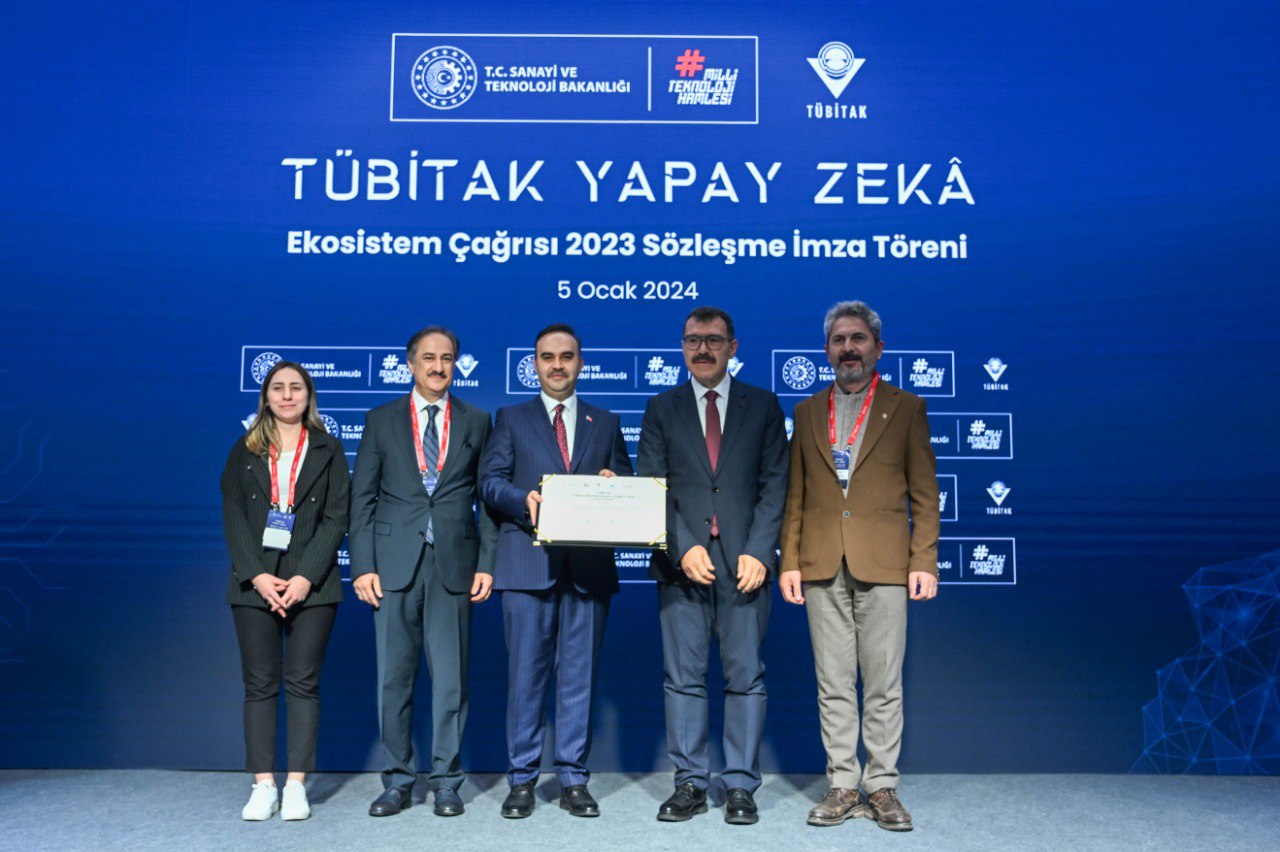 TÜBİTAK Yapay Zeka Girişimiyle Millî Yapay Zeka Çözümleri Türkiye'yi Güçlendirecek