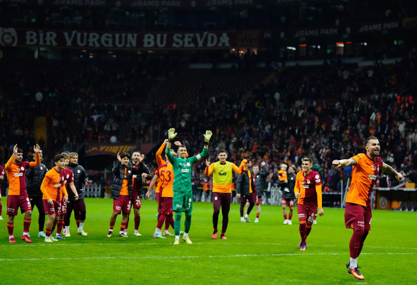 Galatasaray, 2024'e Galibiyetle Başladı