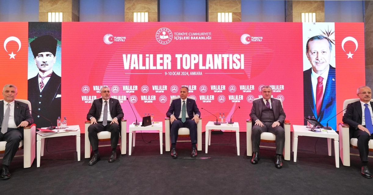 Valiler Toplantısı, Cumhurbaşkanlığı Külliyesi'nde gerçekleştirildi.