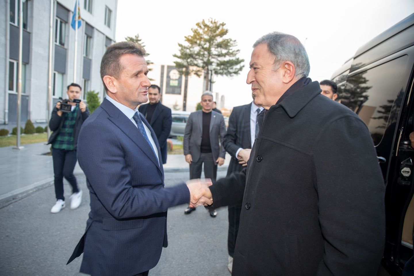 TBMM Milli Savunma Komisyonu Başkanı Hulusi Akar, Kayseri Orman Bölge Müdürlüğü'nü Ziyaret Etti