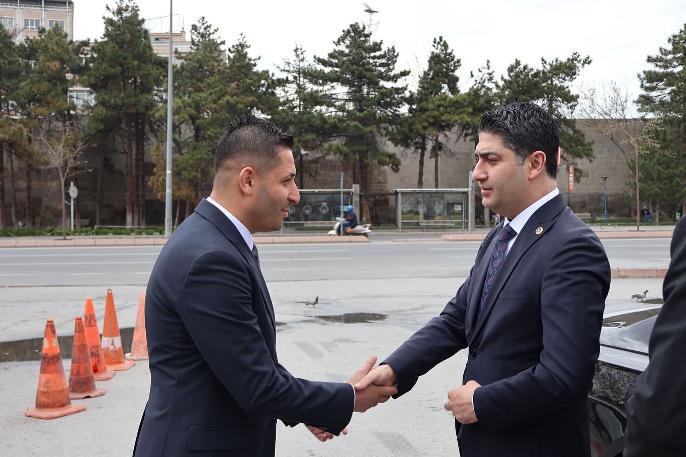 MHP Milletvekili İsmail Özdemir, Kayseri Ülkü Ocakları'nı bayramlaştı.