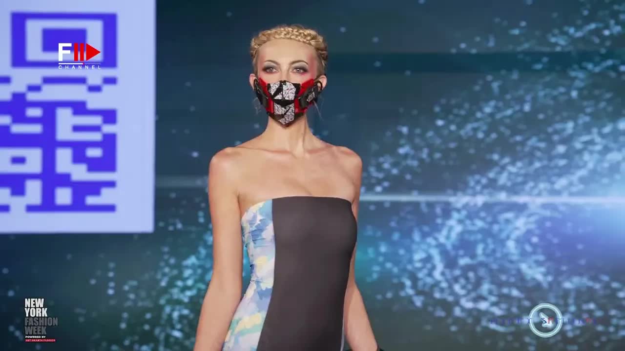 Art Hearts Fashion, Amerika Birleşik Devletleri'nde moda haftası etkinliklerine odaklanan bir platformdur.