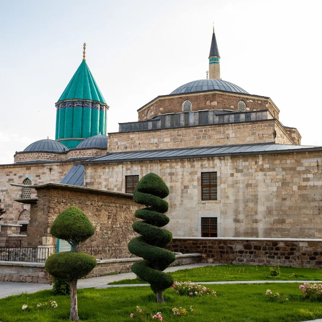 Türkiye'nin tarihi ve kültürel zenginlikleri, milyonlarca turist tarafından ziyaret ediliyor