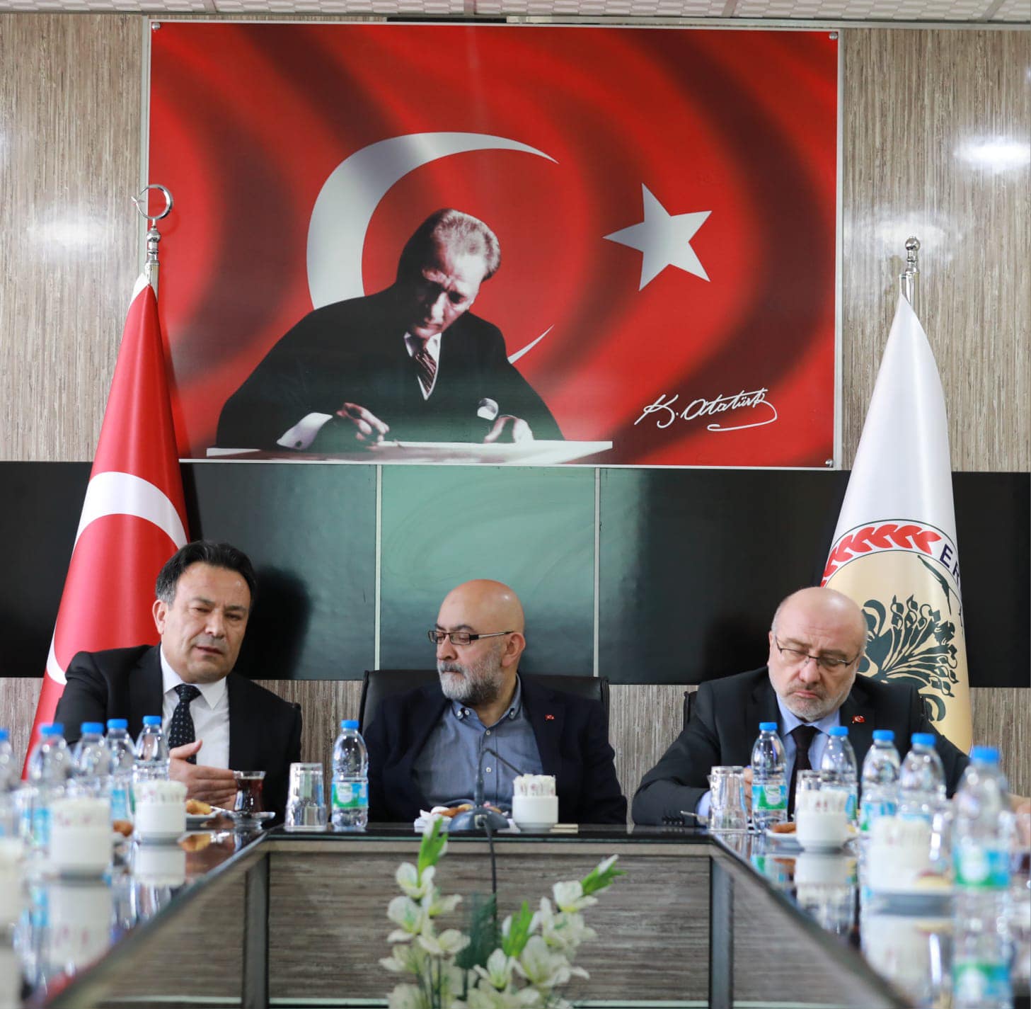 Üniversitenin Yaklaşan Mesleki Eğitim Çalıştayı İçin Hazırlıklar Hızlanıyor