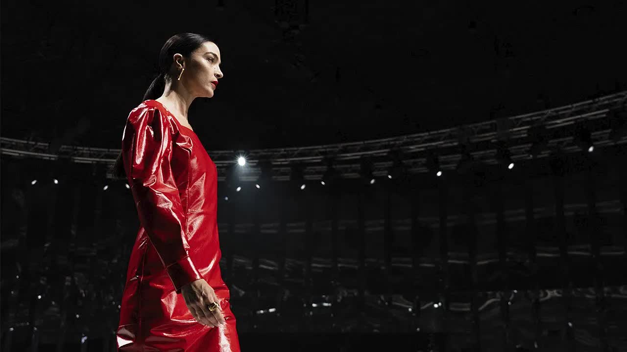 Ferrari'nin 2024 İlkbahar/Yaz koleksiyonu büyük beğeni topladı