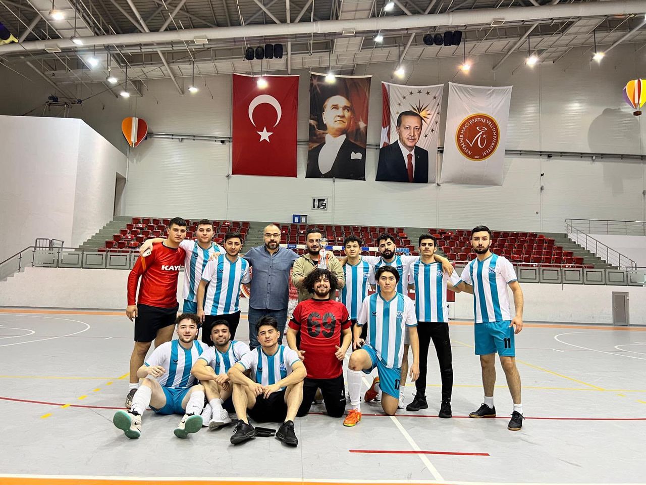 Üniversite Takımı, Salon Futbolu Bölgesel Ligi'nde Üçüncülük Elde Etti