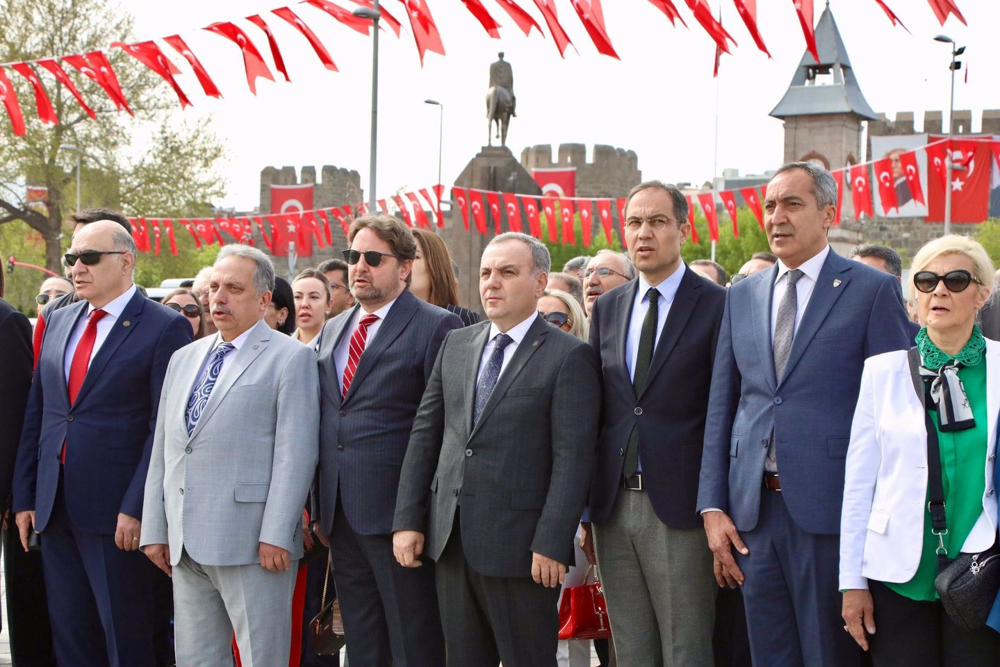 Prof. Dr. Fatih Altun, 23 Nisan'da Bayram Coşkusuna Katıldı