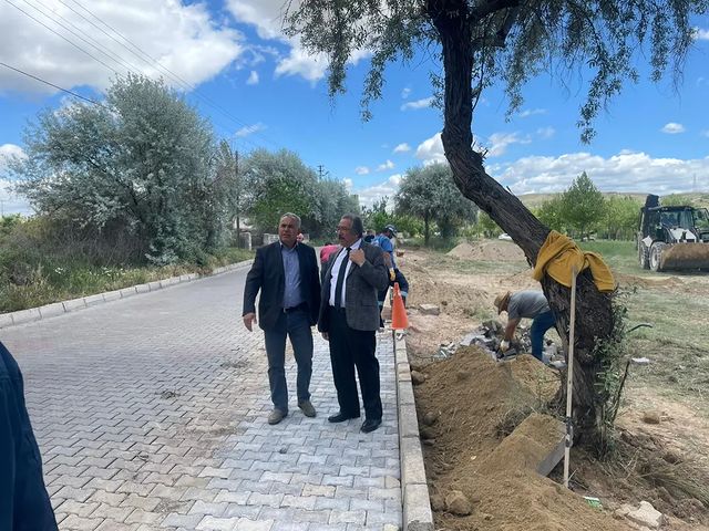 Belediye Başkanı Mustafa Kenan Sarıtaş Yol Genişletme Çalışmalarını Denetledi