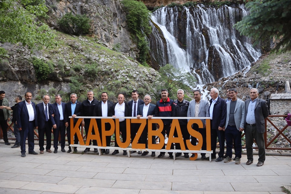 Kayseri'de Üst Düzey Protokol Kapuzbaşı Şelaleleri'nde Buluştu