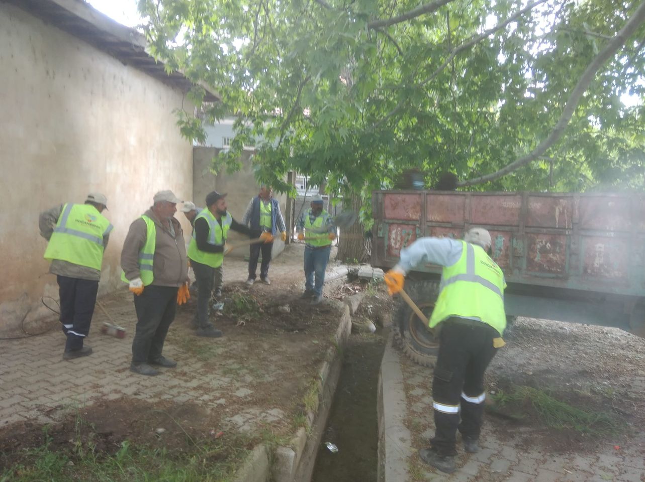 Doğanşehir Belediyesi Temizlik Çalışmalarına Devam Ediyor