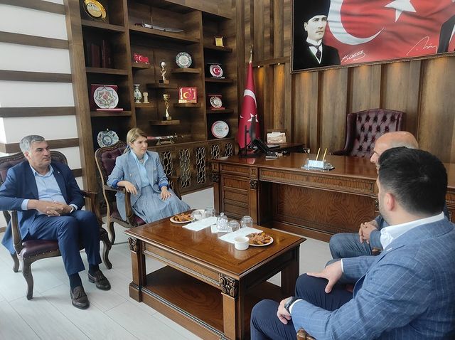 AK Parti Milletvekili İnanç Siraç Kara Ölmeztoprak, Kale Belediye Başkanı İhsan Özbay'a Hayırlı Olsun Ziyareti Gerçekleştirdi