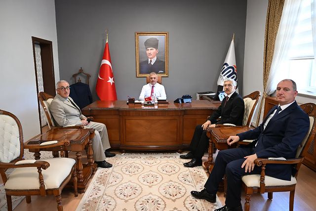 Malatya'da Emniyet Müdürleri Vali Yazıcı'yı Ziyaret Etti