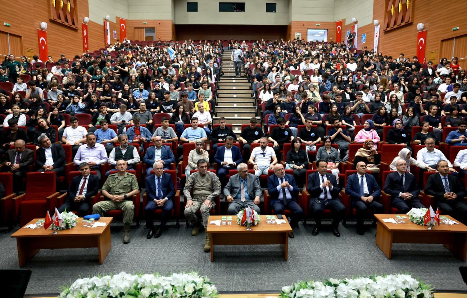 Kayseri Üniversitesi'nde Siberay Bilgi Yarışması Ödül Töreni