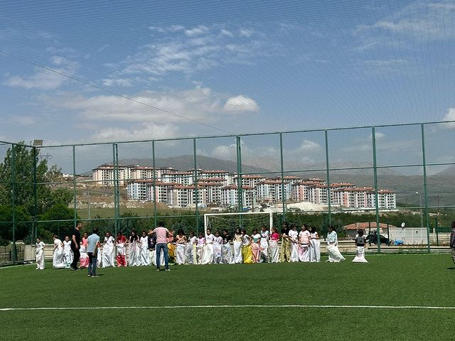 Malatya'da İlkokullar Arası Geleneksel Çocuk Oyunları Şenliği Düzenlendi