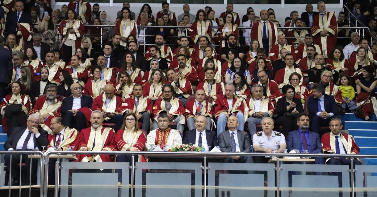 Nevşehir Hacı Bektaş Veli Üniversitesi 2023-2024 Mezuniyet Töreni