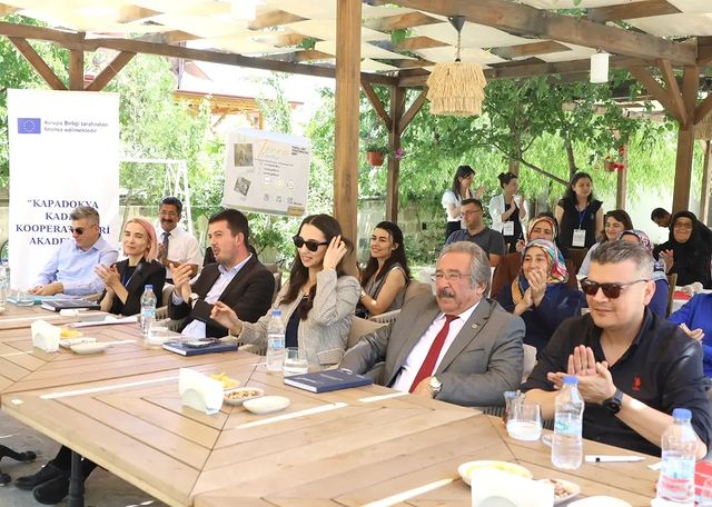 Avanos Belediye Başkanı Mustafa Kenan Sarıtaş, Kadın Kooperatifleri Akademisi Projesi'ne Katıldı