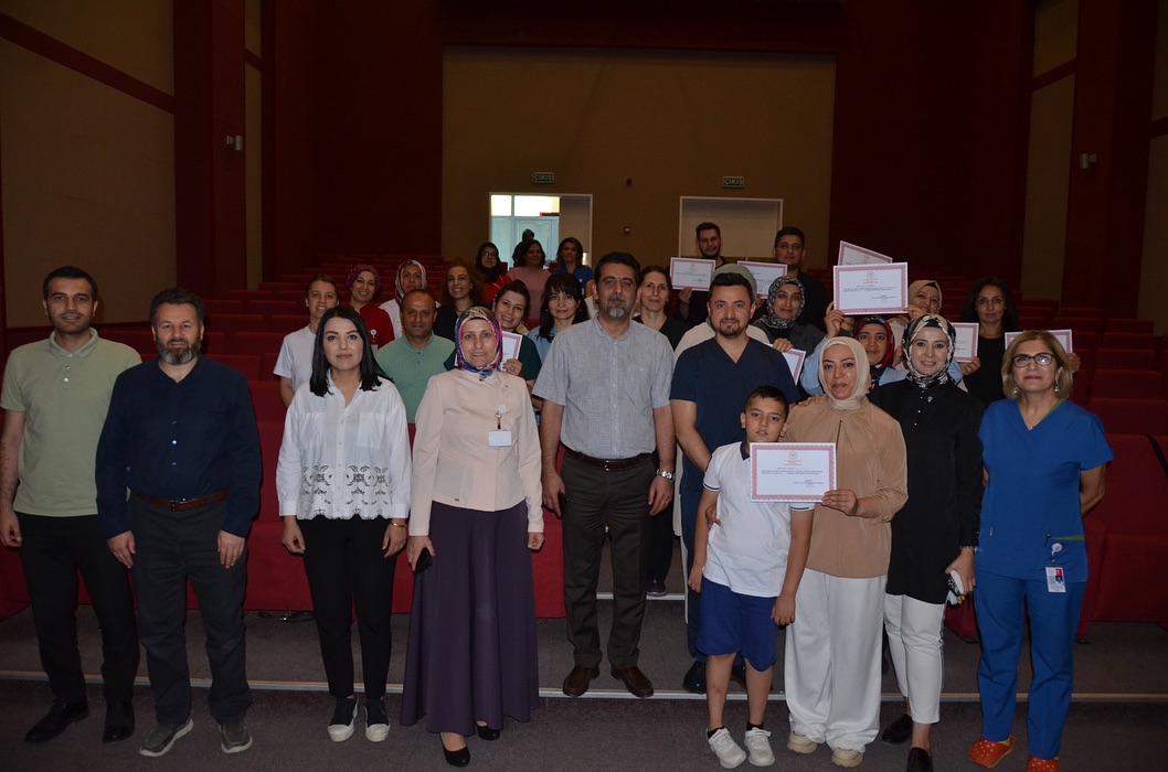 Ameliyathane Hemşireliği Sertifika Programı Tamamlandı