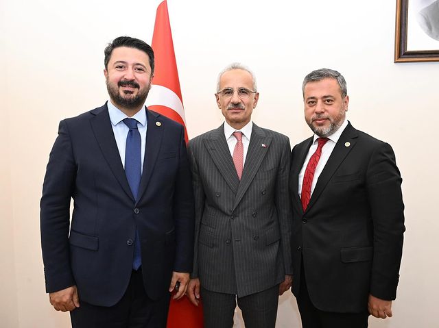 AK Parti Milletvekilleri Nevşehir'de Ulaştırma ve Altyapı Bakanı ile Görüştü