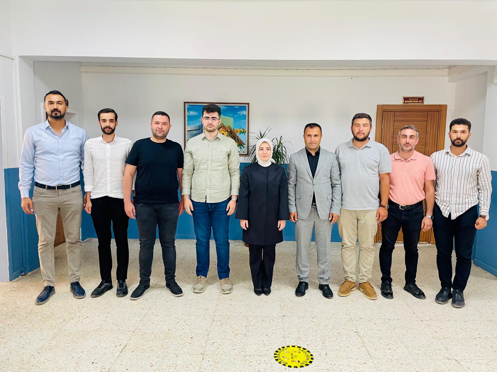 TOBB Malatya Genç Girişimciler Kurulu Başkanı ve Yönetim Kurulu Üyeleri Kaymakamı Ziyaret Etti