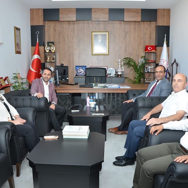Milletvekili Abdurrahman Babacan, İl Sağlık Müdürü Dr. Erhan Berk'i Ziyaret Etti