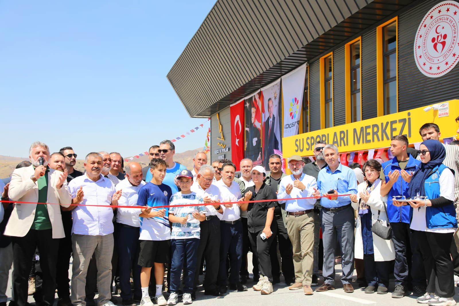 Valimiz Gökmen Çiçek Su Sporları Merkezi'nin Açılışına Katıldı