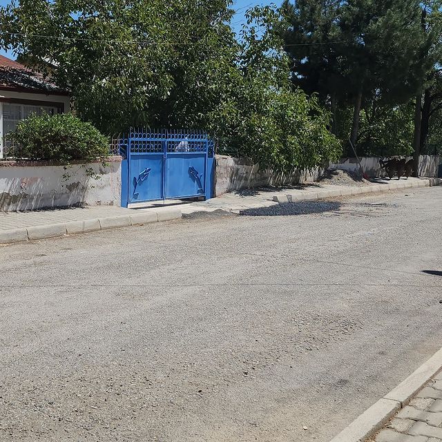 Ersoy Eren, Tepebağ Mahallesi'nde Asfalt Tamir Çalışmalarını Tamamladı