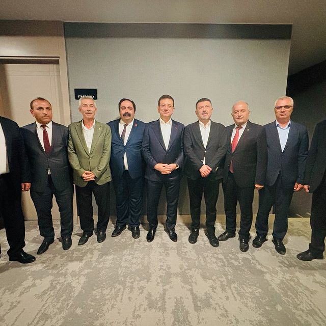 İstanbul Büyükşehir Belediye Başkanı Ekrem İmamoğlu, Adıyaman'da İlçe Ziyaretlerine Başladı