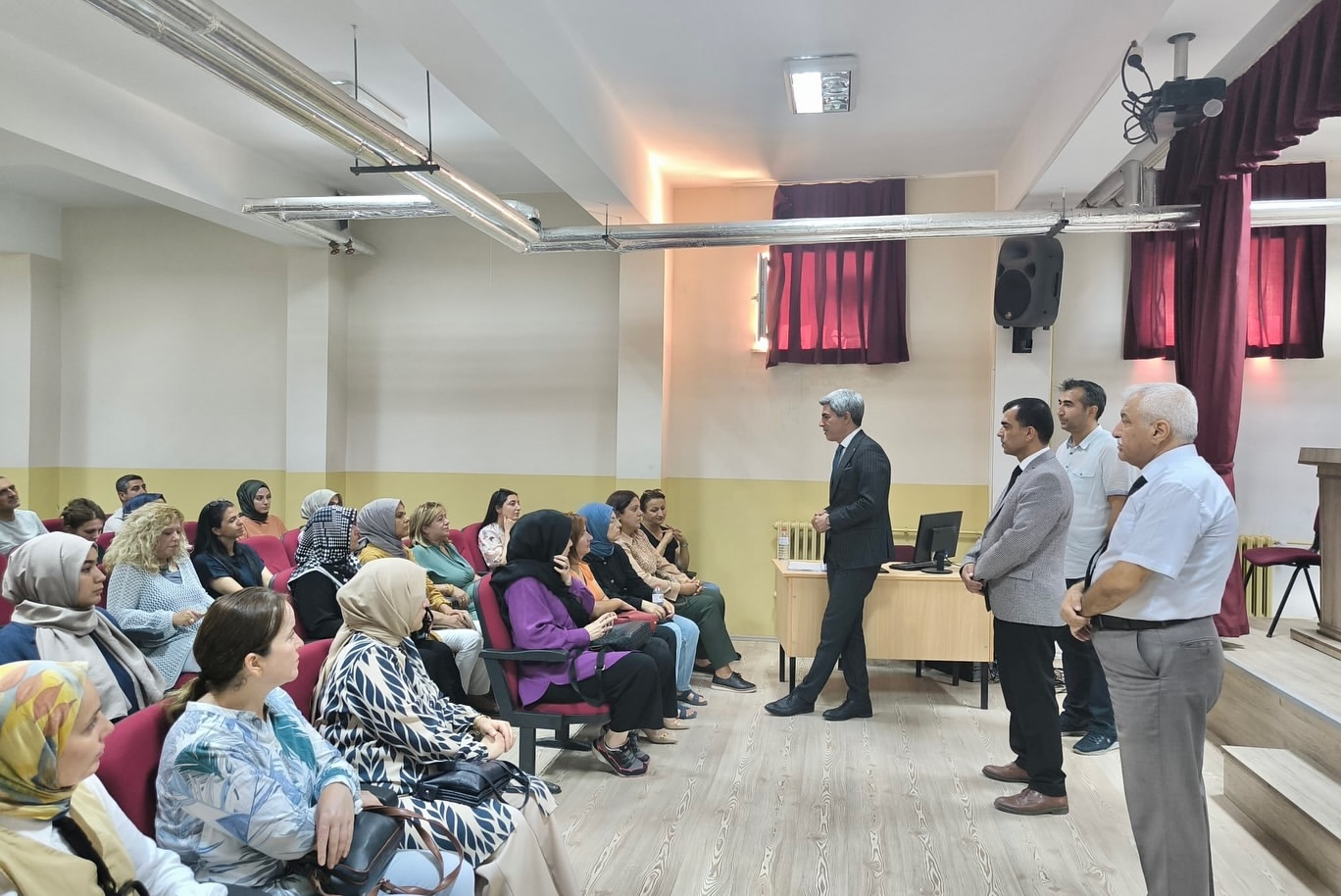Malatya İl Milli Eğitim Müdürü Behçet Bakır, Öğretmenlerle Buluştu