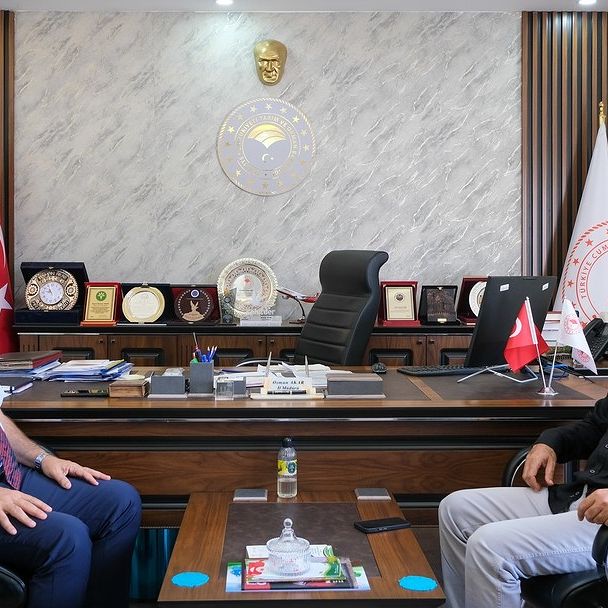 Dutpınar Hayvancılık İşletmesi Müdürü İl Tarım ve Orman Müdürlüğü’nü Ziyaret Etti