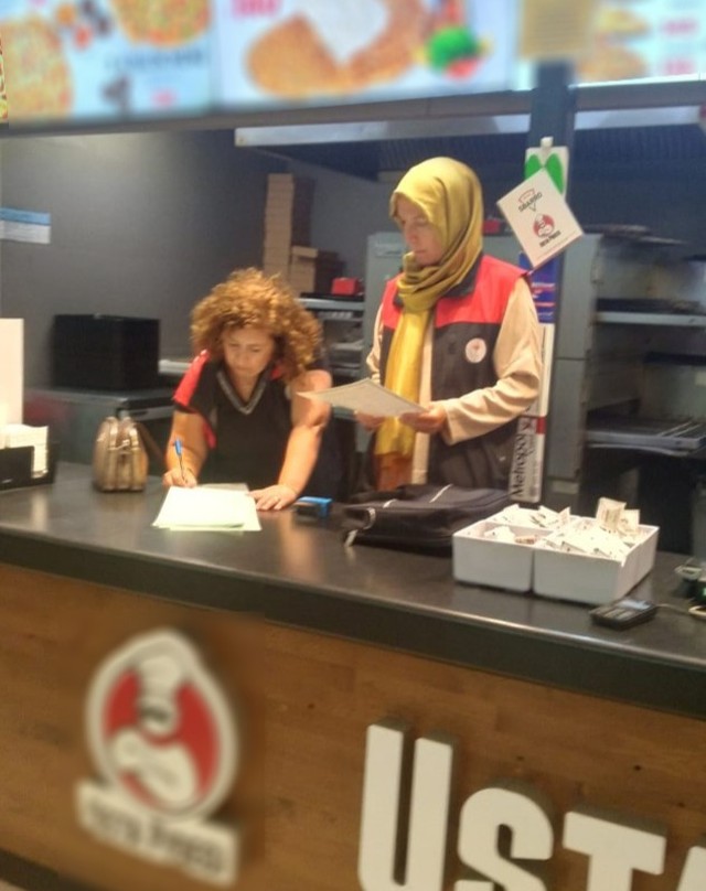 AVM'lerdeki Gıda Satış ve Toplu Tüketim Yerlerine Yönelik Denetimler Sürüyor