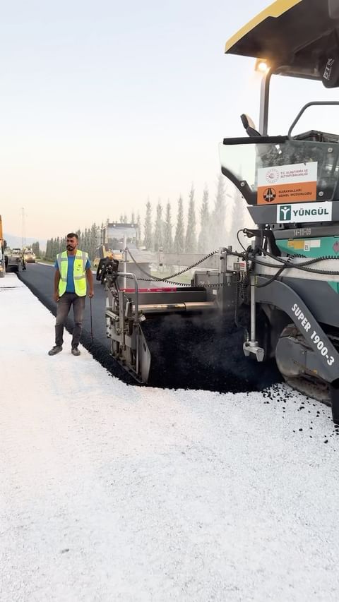 Ulaşım Altyapısı Geliştirilerek Güvenli ve Konforlu Bir Ulaşım Ağı Oluşturuluyor
