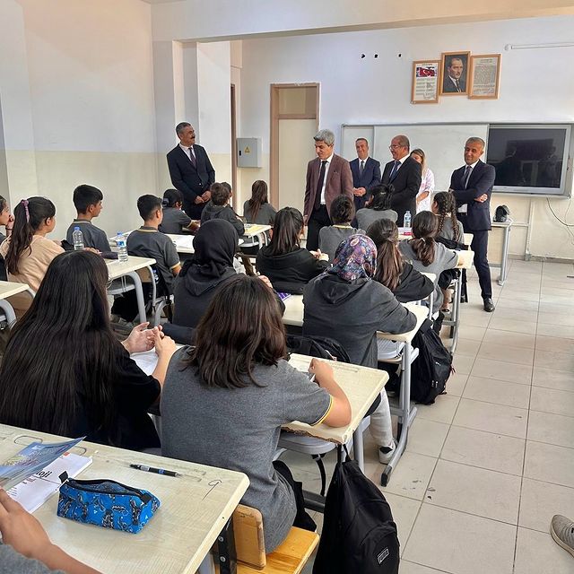 İl Müdürlüğü Yöneticisi Behçet Bakır, Doğanşehir İlçesinde Eğitim Kurumlarını Ziyaret Etti